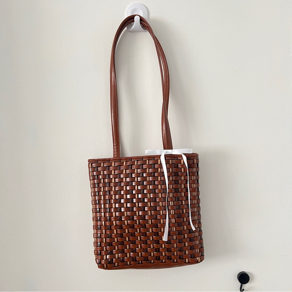 Vintage Nine West Woven Basket Leather Shoulder Bag